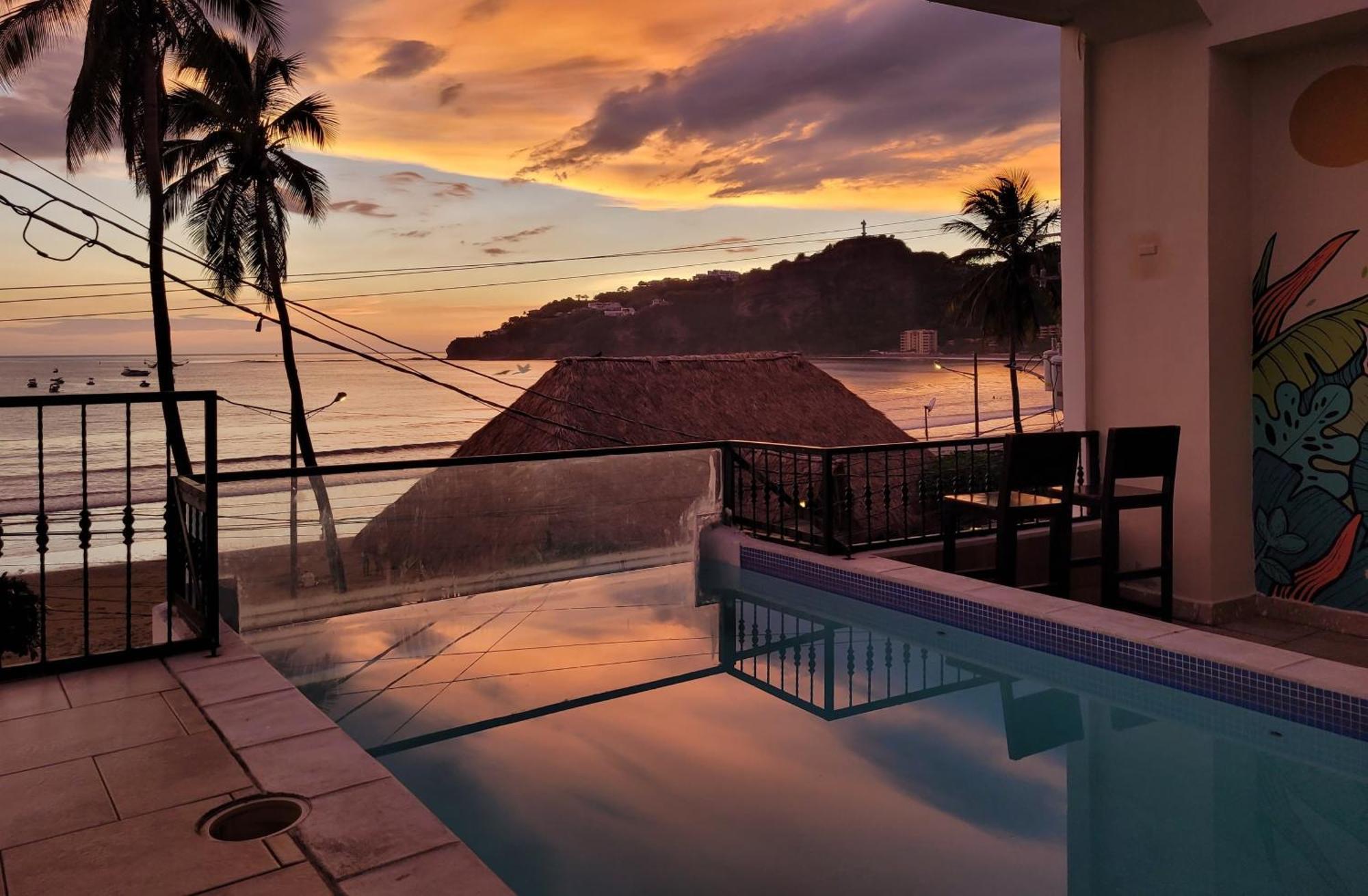 Sohla Rooftop Hostel San Juan del Sur Exterior photo